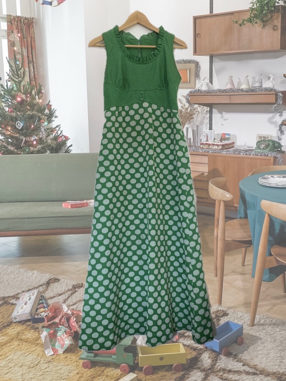 Vintage Kelly Green Polka Dot Maxi Dress